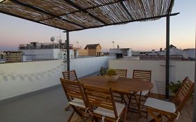 Attic with terrace Puerto de Santa María, air conditioning